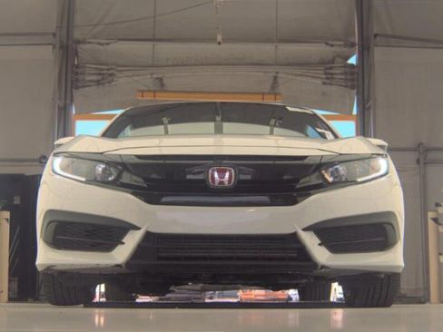 Used 2018 Honda Civic Si image 3