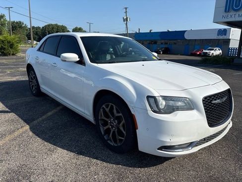 Used 2018 Chrysler 300 S w/ 300S Premium Group AWD/4WD image 7