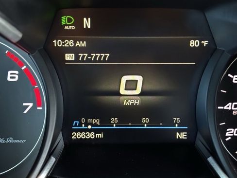 Used 2022 Alfa Romeo Stelvio Sprint image 30