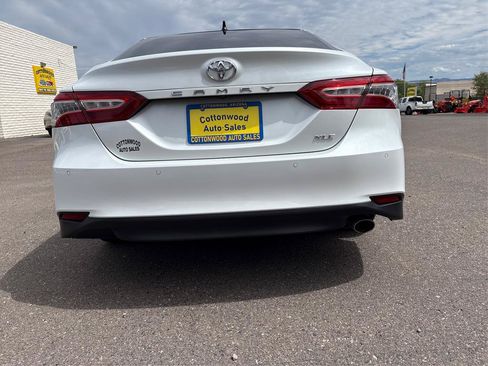 Used 2020 Toyota Camry XLE w/ Driver Assist Package FWD image 30