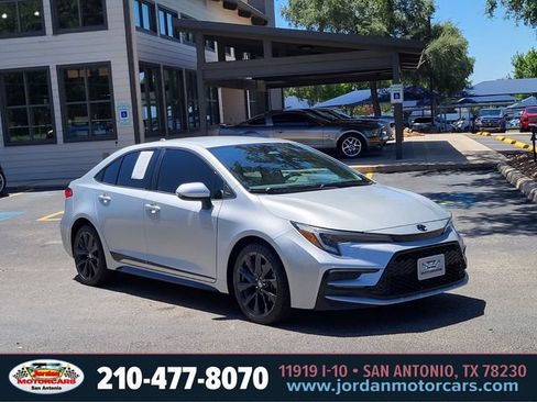 Used 2023 Toyota Corolla SE FWD image 7