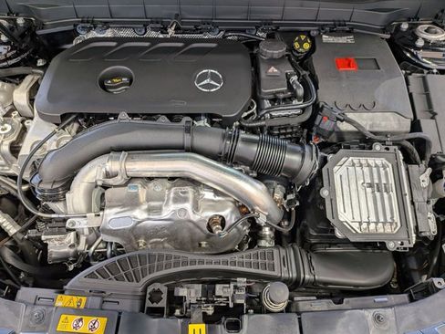 Used 2026 Mercedes-Benz GLB 250 image 23