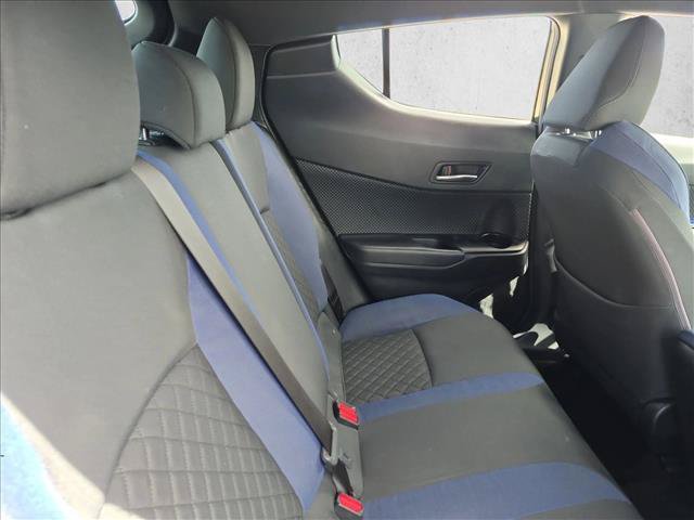Used 2020 Toyota C-HR XLE FWD image 18