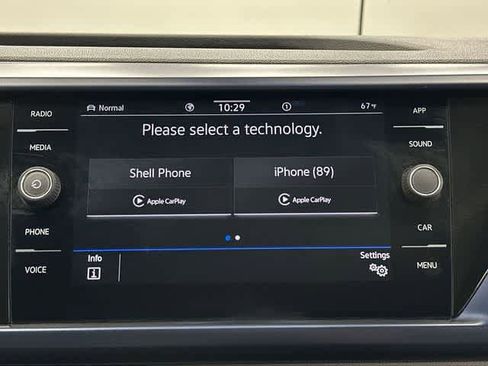 Certified 2022 Volkswagen Taos SE image 13