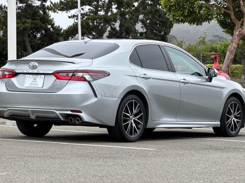 Used 2021 Toyota Camry SE FWD image 8