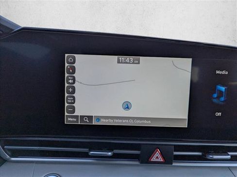 New 2026 Hyundai Elantra Limited FWD image 17