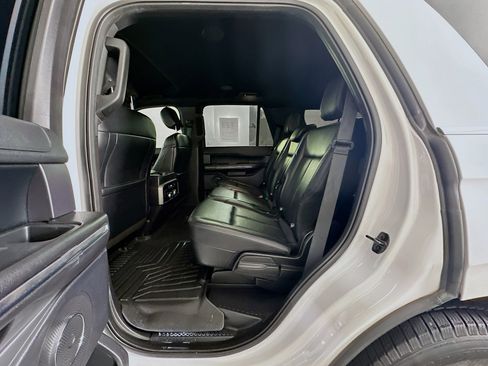 Used 2019 Ford Expedition XLT w/ Equipment Group 201A image 26