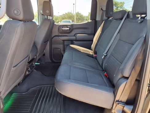 Used 2022 Chevrolet Silverado 1500 Custom RWD image 17