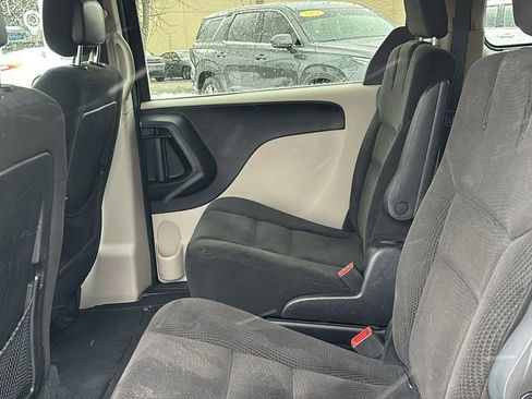 Used 2016 Dodge Grand Caravan SE w/ Quick Order Package 29E SE image 26