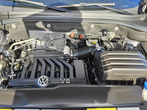 Used 2022 Volkswagen Atlas Cross Sport SEL R-Line w/ Cross Sport MDO Package image 28