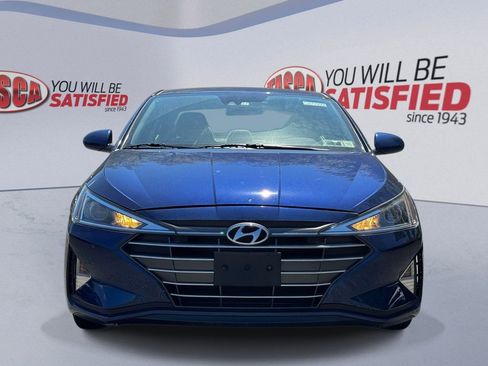 Used 2020 Hyundai Elantra SE FWD image 2
