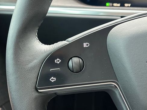 Used 2021 Tesla Model S Plaid image 26