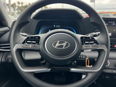 New 2026 Hyundai Elantra SE FWD image 20