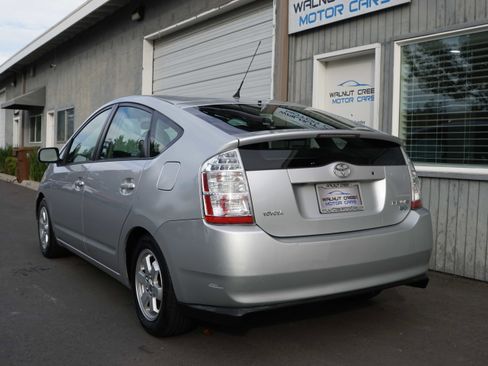 Used 2009 Toyota Prius Touring image 16