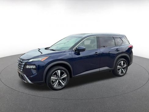 Used 2026 Nissan Rogue SL FWD image 7