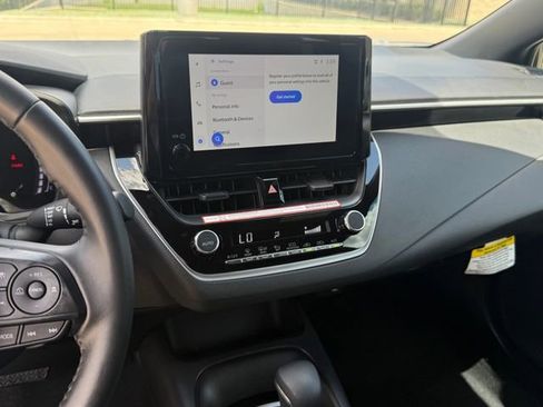 Used 2026 Toyota Corolla SE FWD image 12