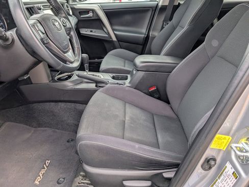 Used 2018 Toyota RAV4 XLE image 12