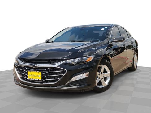 Used 2020 Chevrolet Malibu LS w/ LPO, Convenience Package 2 FWD image 1