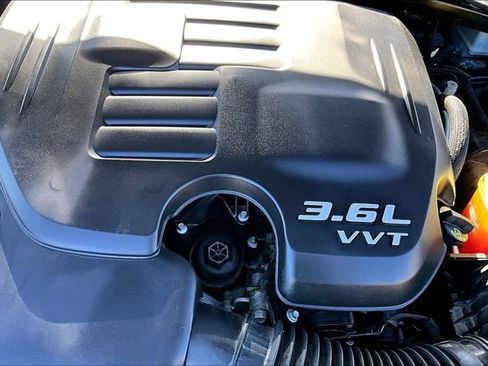 Used 2021 Chrysler 300 Touring w/ Sport Appearance Package image 28