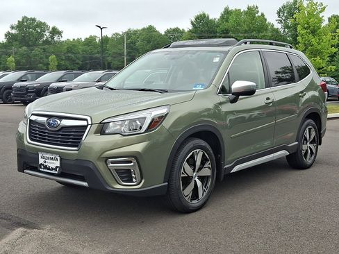 Used 2020 Subaru Forester Touring AWD/4WD image 3