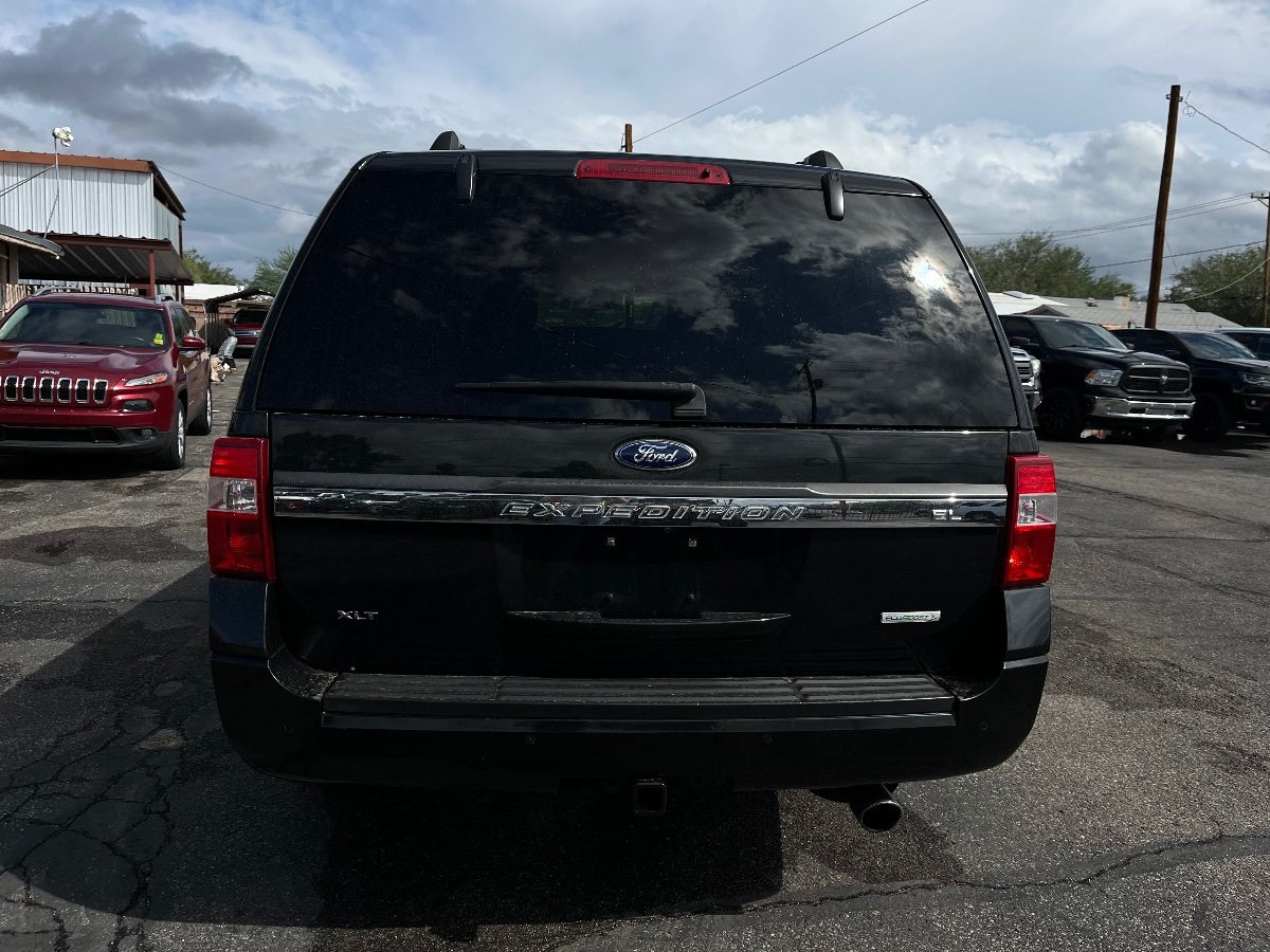 Used 2015 Ford Expedition EL XLT w/ Equipment Group 202A RWD image 6