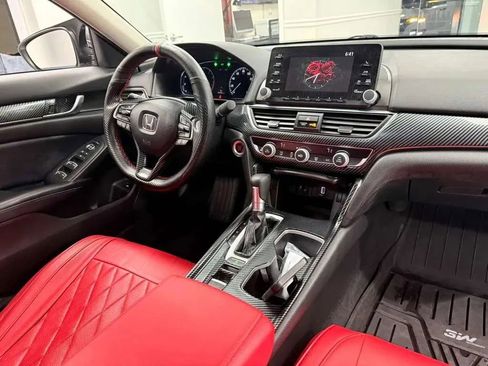 Used 2018 Honda Accord LX image 11