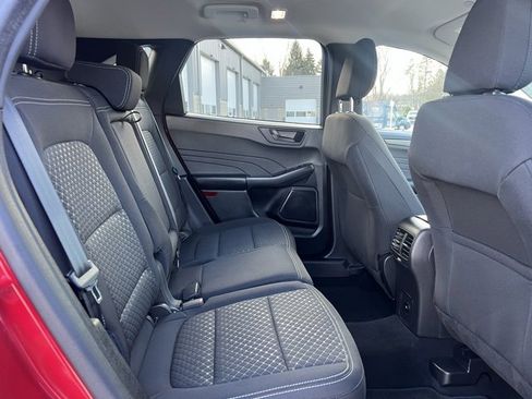 Used 2023 Ford Escape Active image 13