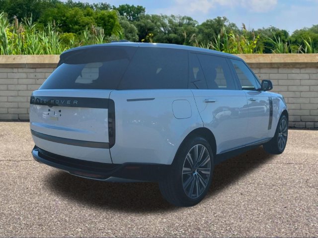 New 2027 Land Rover Range Rover Long Wheelbase Autobiography AWD/4WD image 4