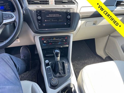 Used 2022 Volkswagen Tiguan SE image 15