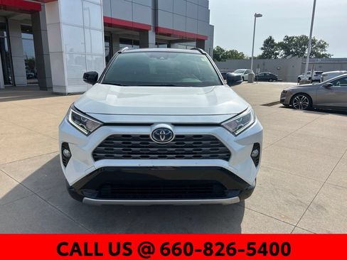 Used 2019 Toyota RAV4 XSE AWD/4WD image 3