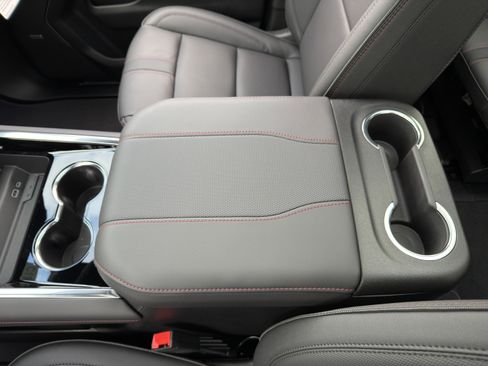 New 2026 Chevrolet Suburban RST w/ Comfort Package image 18