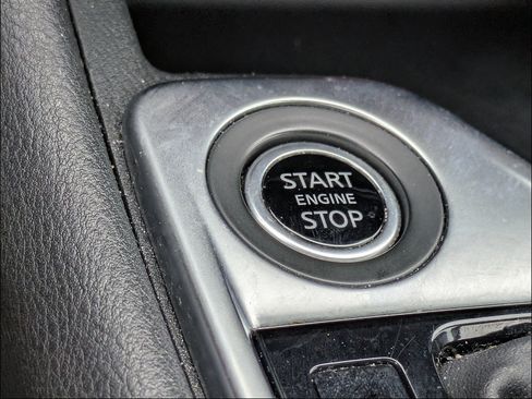 Used 2024 Nissan Sentra SV FWD image 26