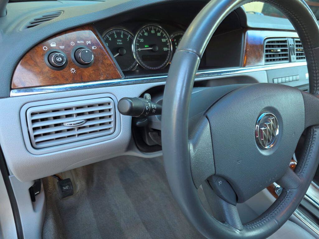 Used 2005 Buick LaCrosse CXL w/ Chrome Appearance Package FWD image 20