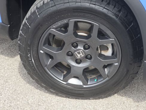 Used 2024 Honda Pilot TrailSport image 9