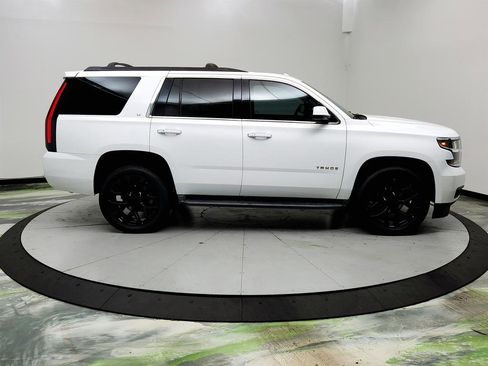 Used 2019 Chevrolet Tahoe LT w/ Luxury Package image 4