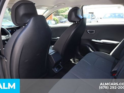 Used 2025 Kia K4 FWD image 18