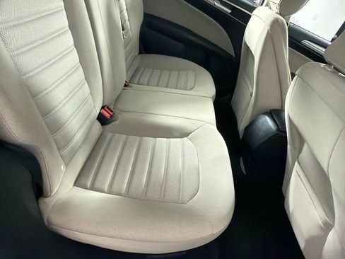 Used 2018 Ford Fusion S FWD image 20