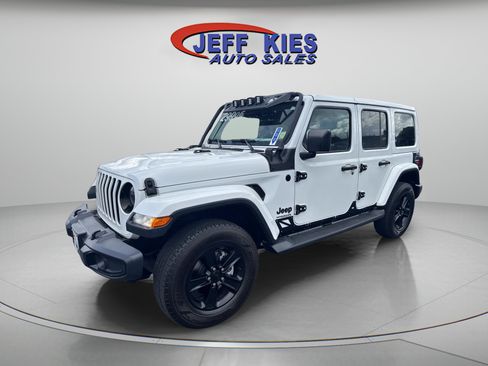Used 2020 Jeep Wrangler Unlimited Sahara AWD/4WD image 1