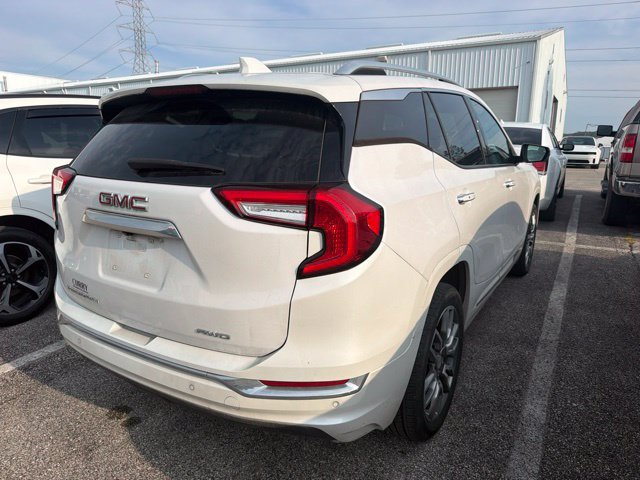 Used 2023 GMC Terrain Denali w/ LPO, Floor Liner Package AWD/4WD image 5
