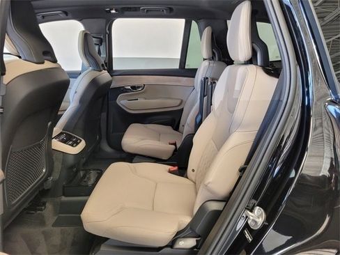 Certified 2026 Volvo XC90 B6 Plus w/ Protection Package image 10