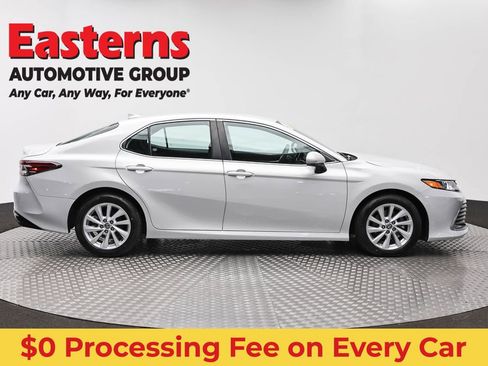 Used 2023 Toyota Camry LE FWD image 4
