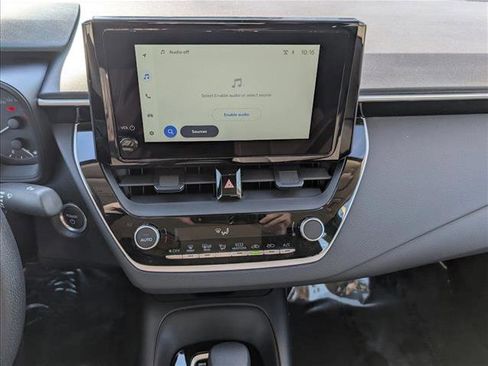 Used 2025 Toyota Corolla LE w/ LE Premium Package image 15
