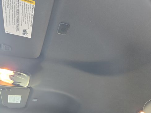 Used 2026 Chevrolet Colorado LT w/ LT Convenience Package image 19