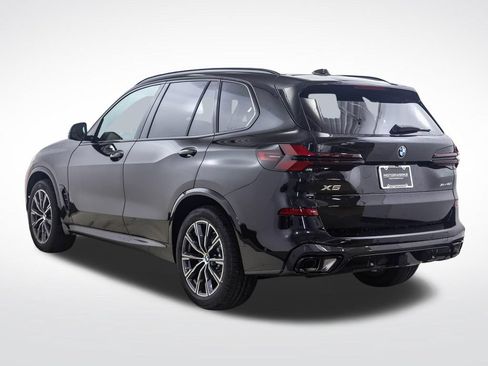 New 2026 BMW X5 xDrive40i w/ M Sport Package AWD/4WD image 3