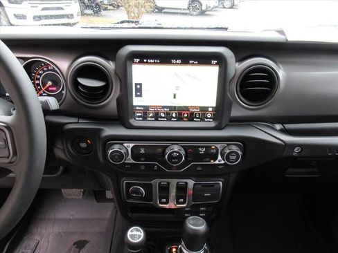 Certified 2023 Jeep Wrangler Sport S image 17