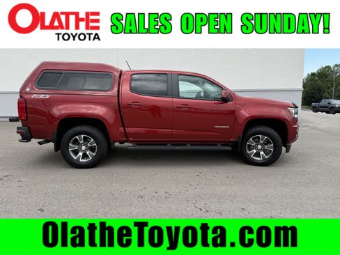 Used 2015 Chevrolet Colorado Z71 AWD/4WD image 1