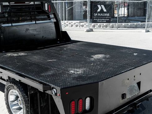 Used 2022 Chevrolet Silverado 3500 LT w/ Convenience Package image 11