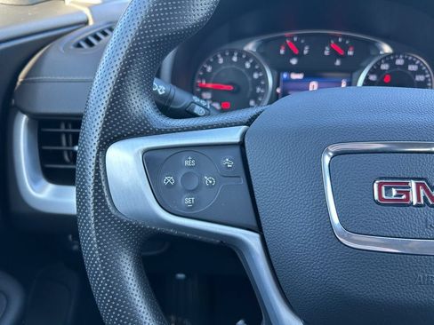 Used 2023 GMC Terrain SLE w/ Driver Convenience Package AWD/4WD image 17
