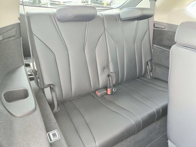 Used 2022 Acura MDX w/ Technology Package AWD/4WD image 13