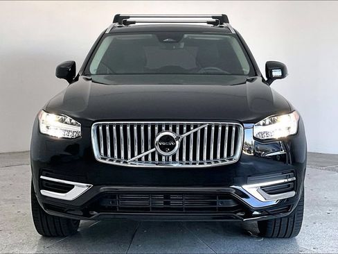 Used 2025 Volvo XC90 T8 Ultra w/ Lounge Package AWD/4WD image 3